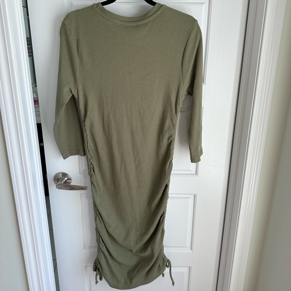 Khaki Green 3/4 Length Sleeve Ruched Dress - Picture 1 of 10